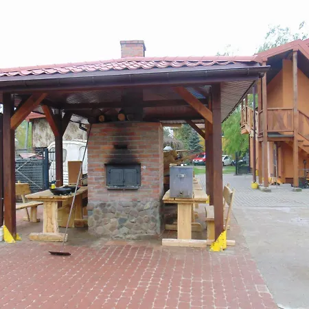 Apisoltysowka Farm stay Powazki